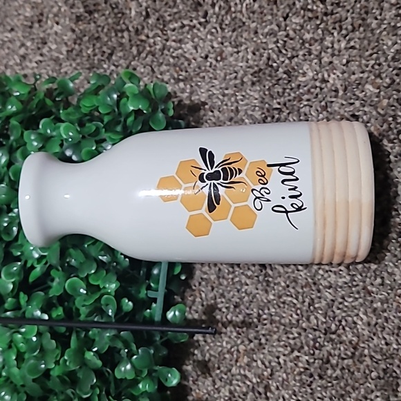 NEW, BEE BUNDLE - Picture 5 of 13